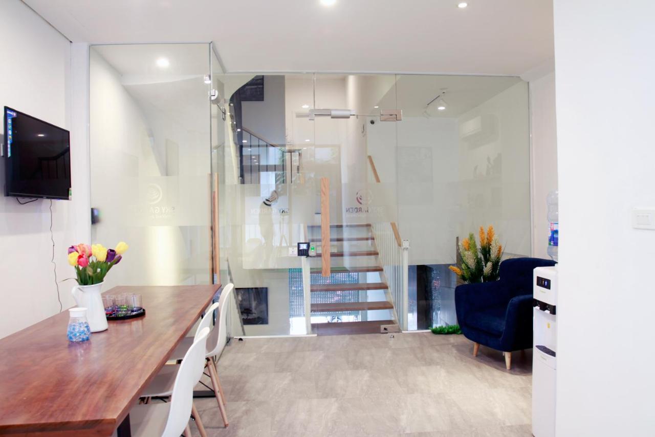 Sky Garden Serviced Apartment Hanoi Bagian luar foto
