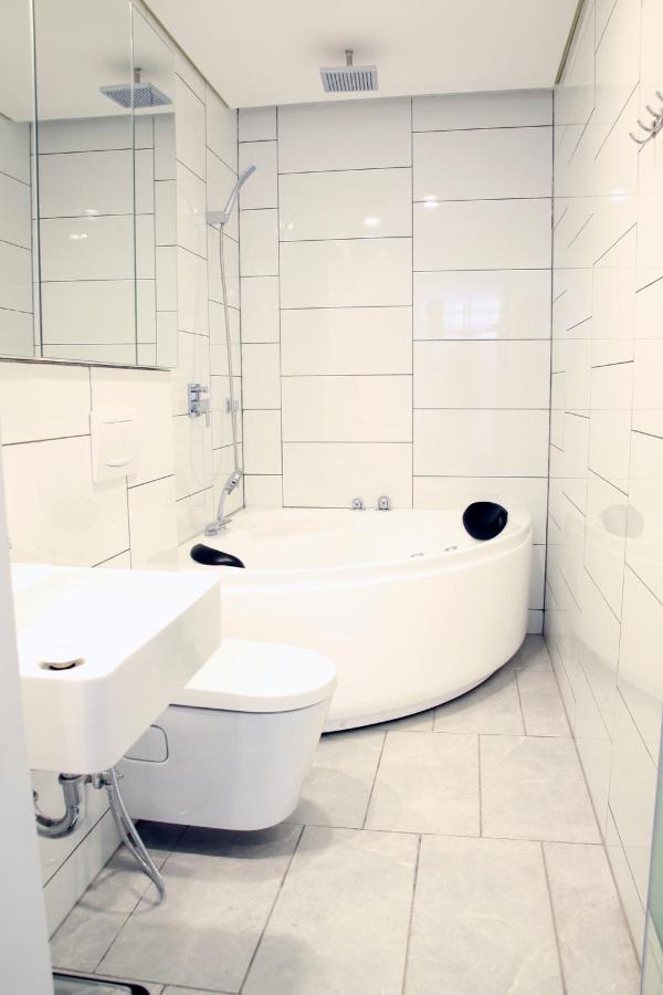 Sky Garden Serviced Apartment Hanoi Bagian luar foto